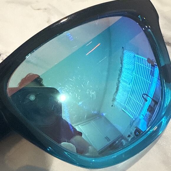 Hawkers 4B/F02 Sunglasses Black Fade Blue Polarized READ - Picture 7 of 8